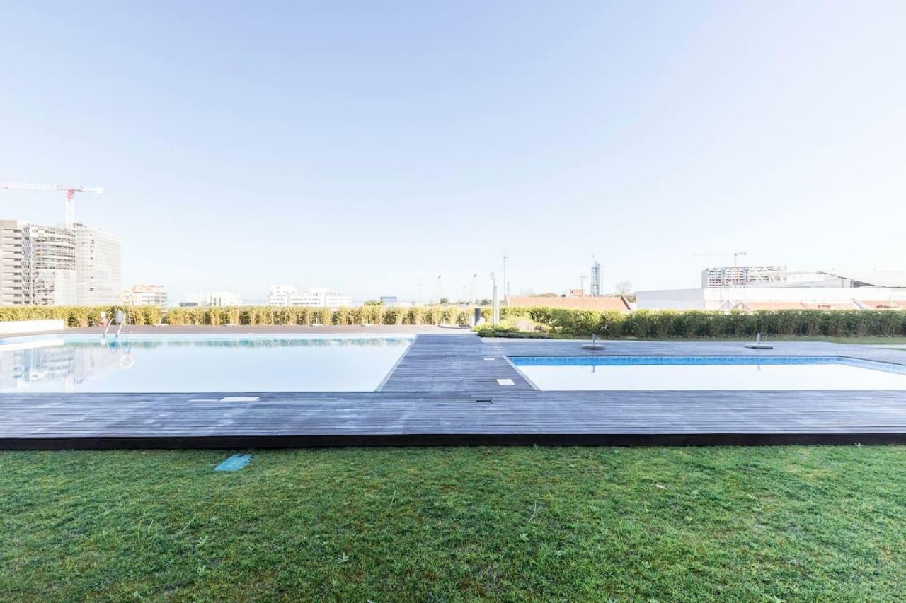 Apartament Amazing Flat - Pool And Parking Lizbona Zewnętrze zdjęcie